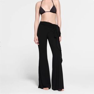Skims summer mesh side tie wrap pants onyx